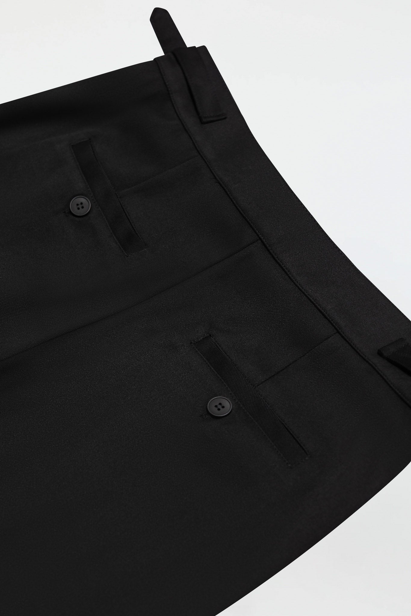 PLEATED PANTS – BLACK