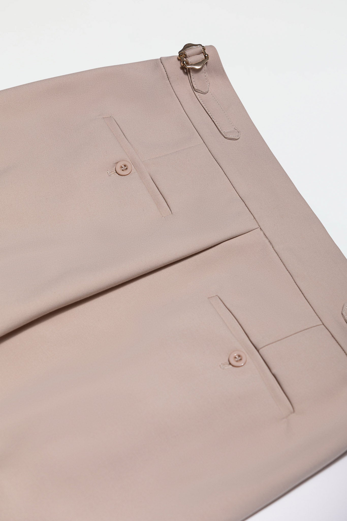 PLEATED PANTS – CREAM