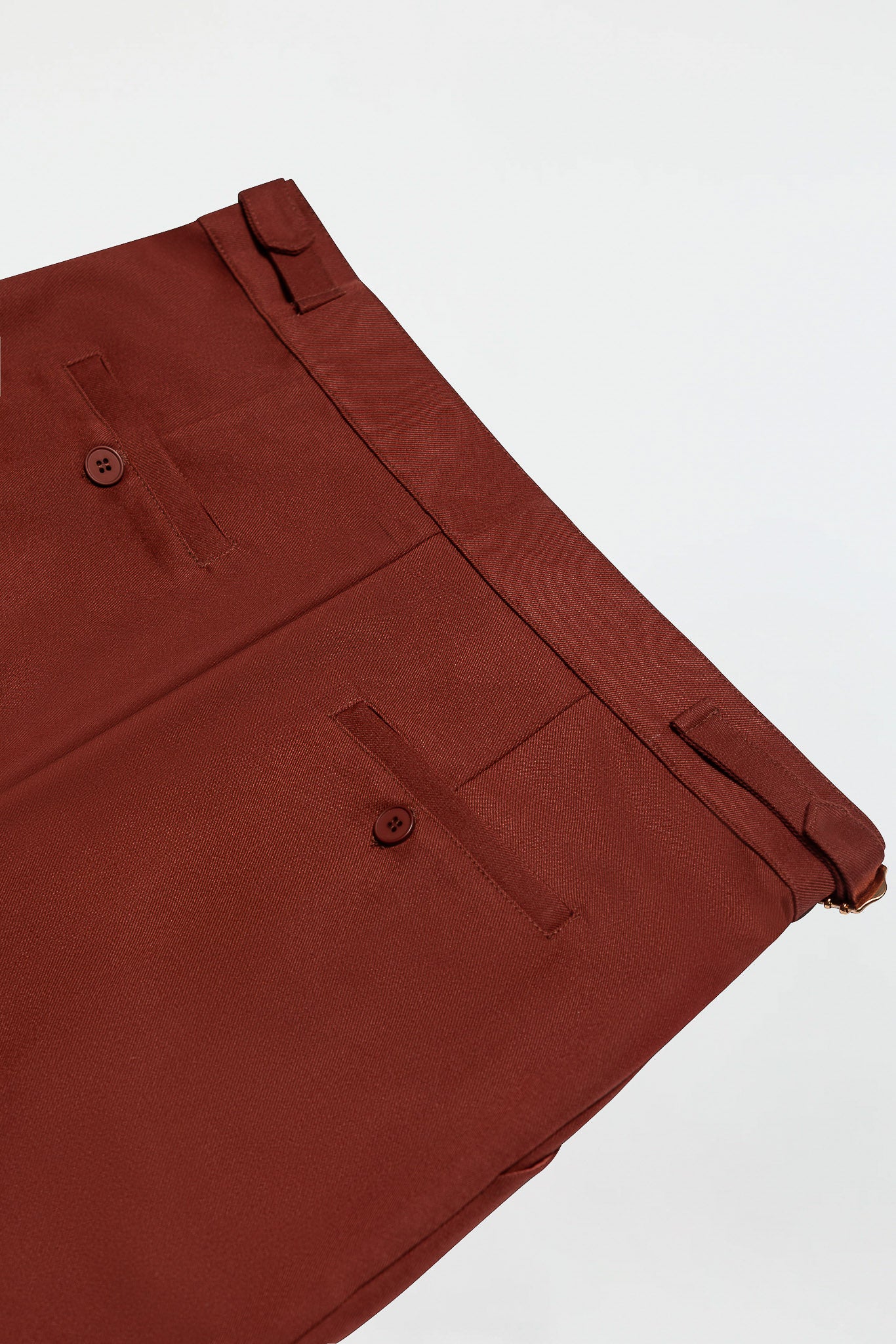PLEATED PANTS – VENETIAN RED