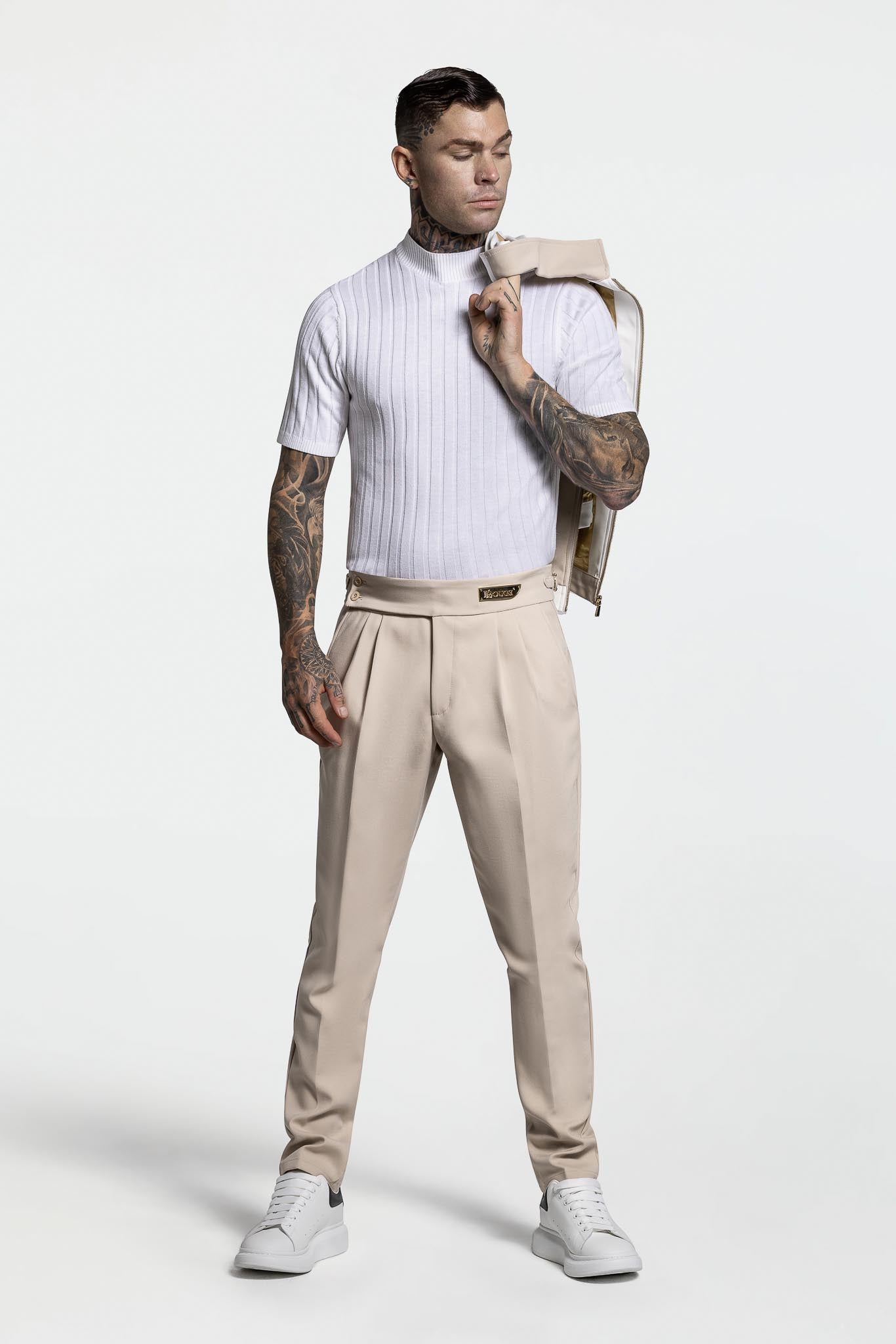 PLEATED PANTS - CREAM