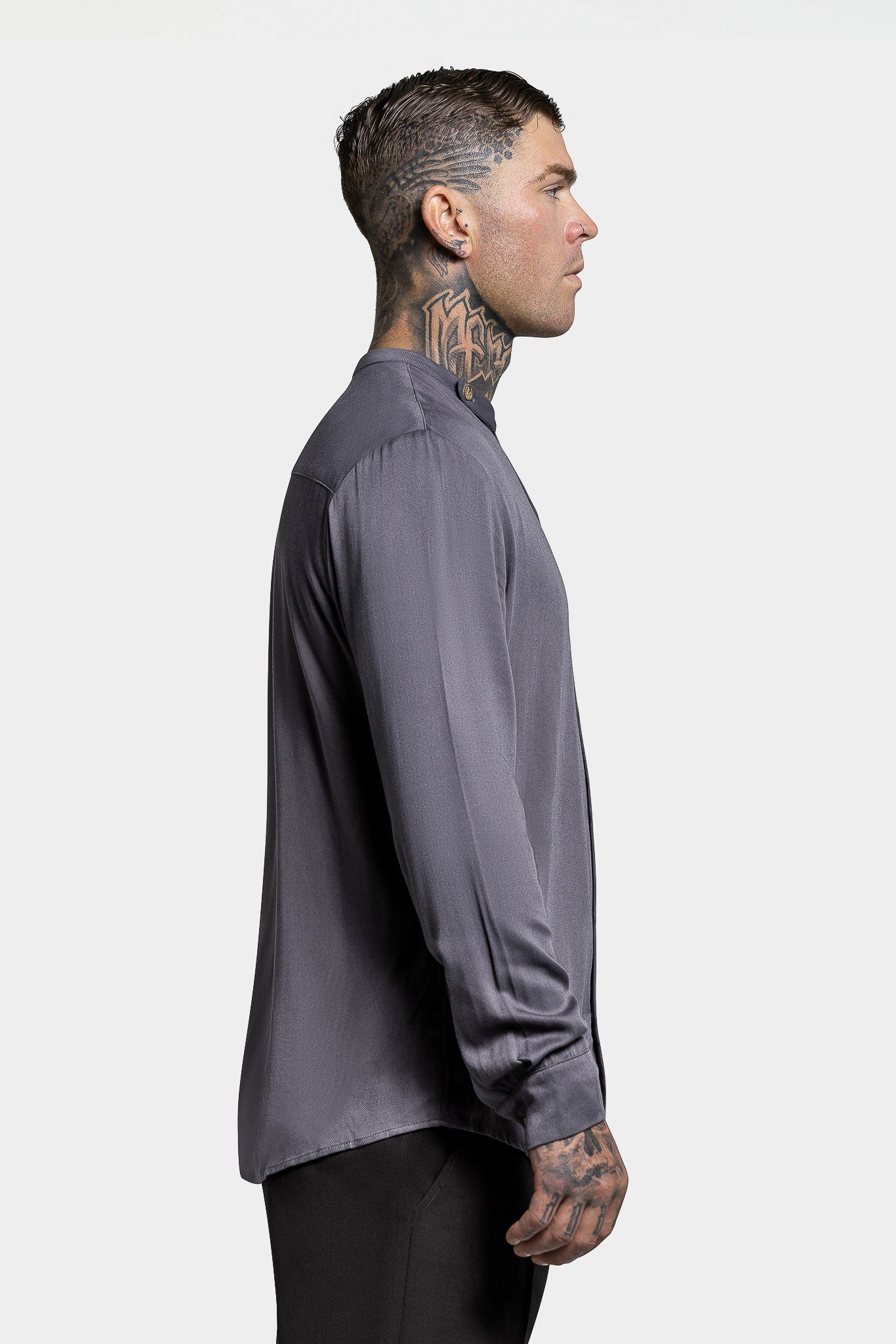 SIDE BUTTON GRANDAD COLLAR SHIRT – DARK GREY