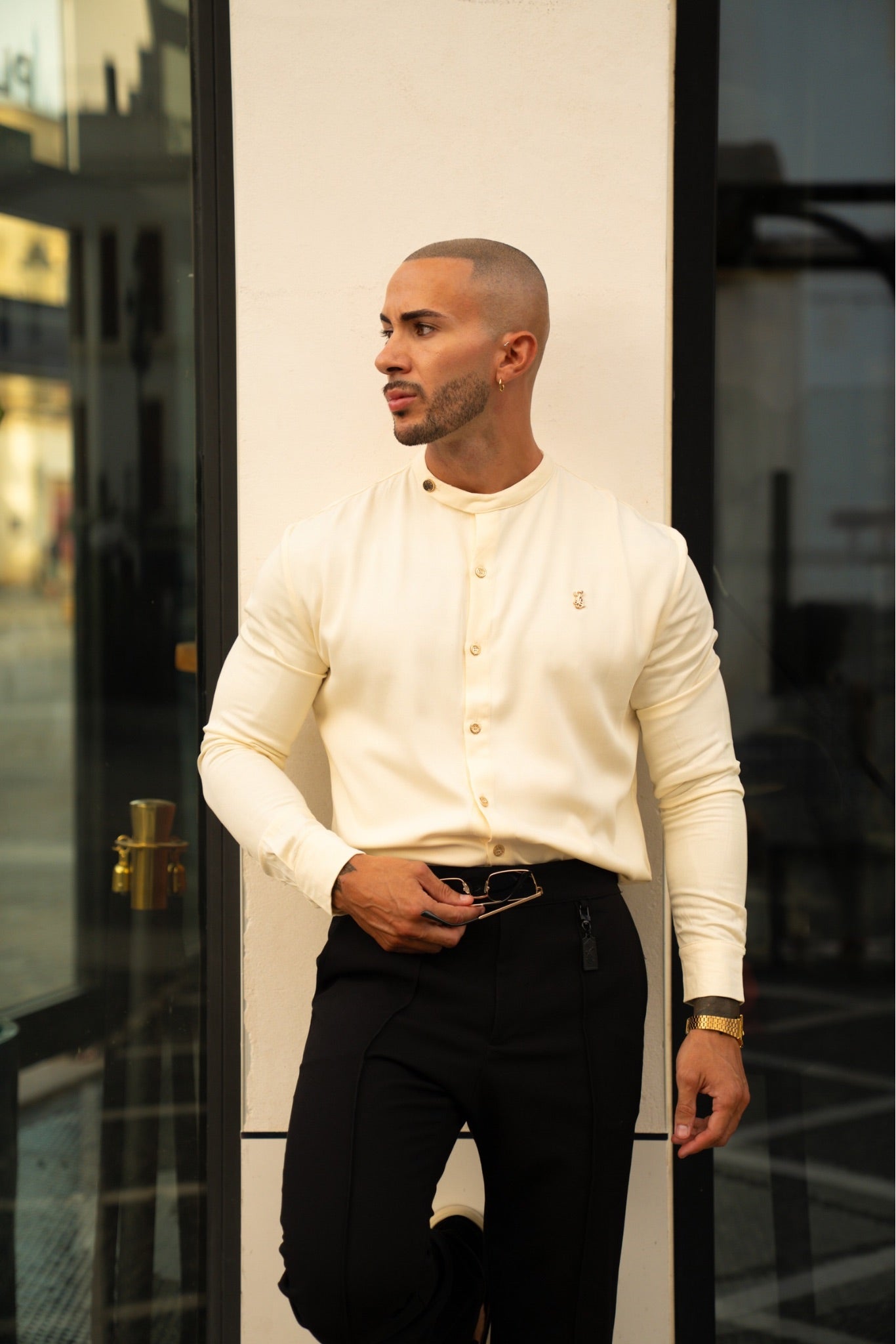 SIDE BUTTON GRANDAD COLLAR SHIRT – ECRU