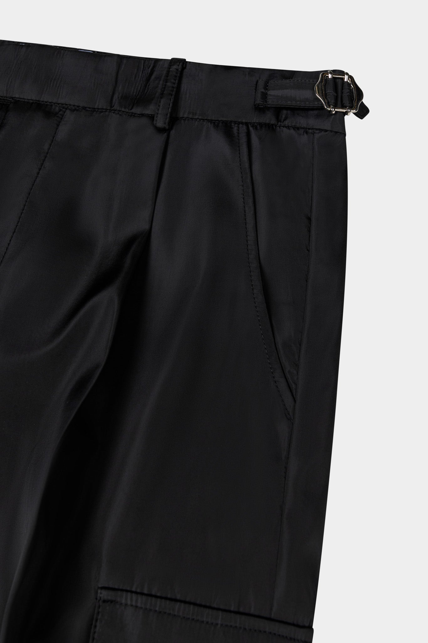 MAHA CARGO PANTS - BLACK