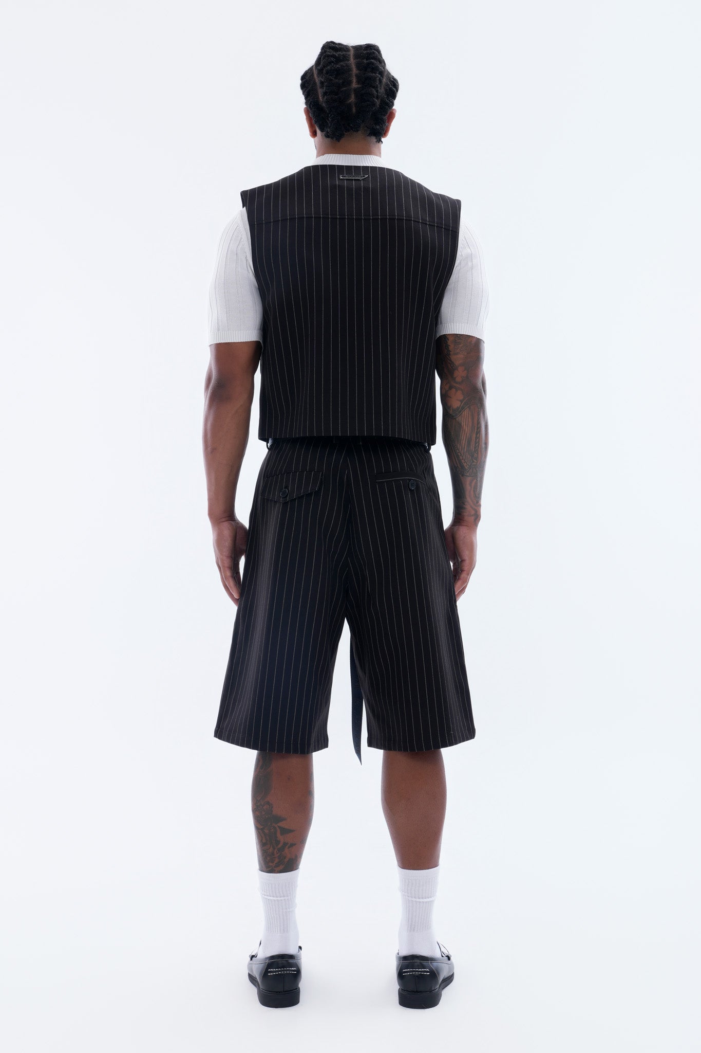 LEGACY PLEATED SHORTS - BLACK PINSTRIPE
