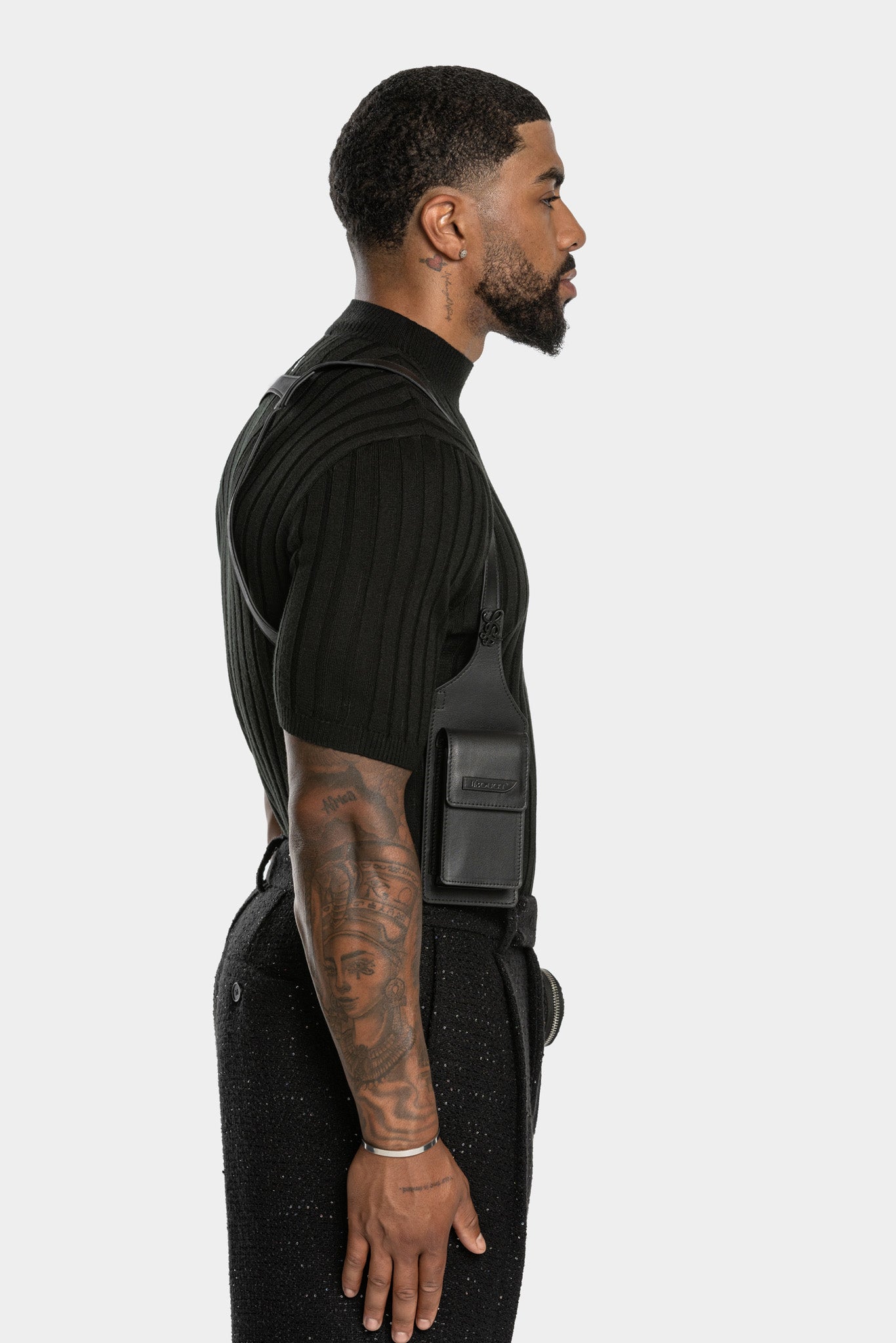 LARXON HALF VEST - BLACK LEATHER