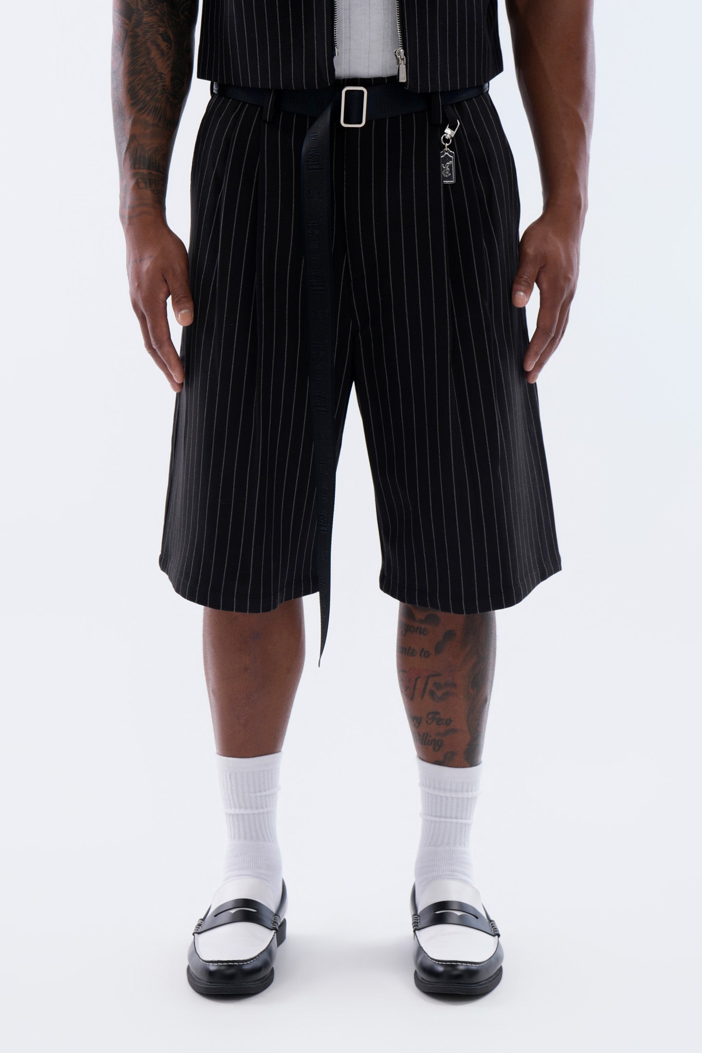 LEGACY PLEATED SHORTS - BLACK PINSTRIPE