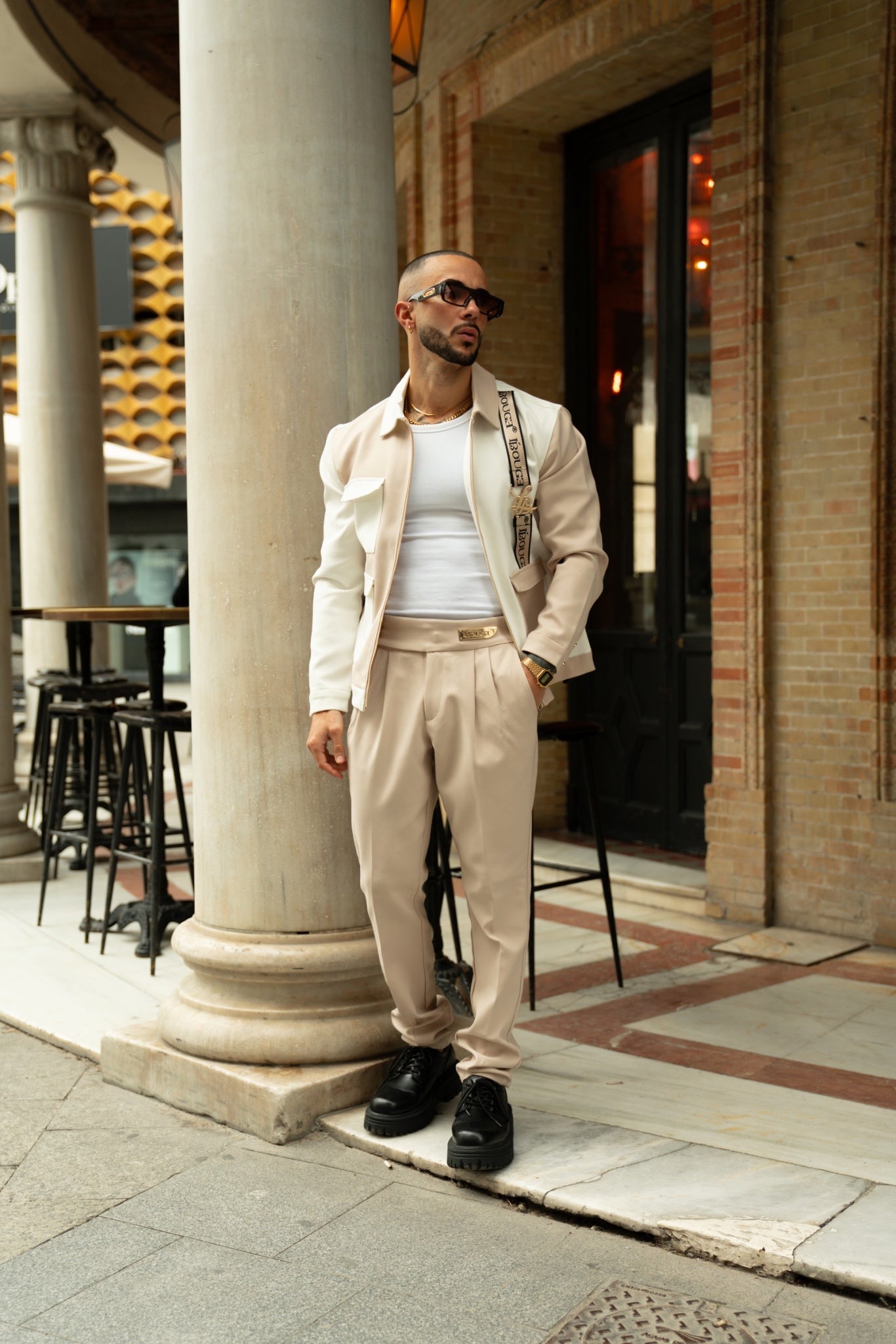 PLEATED PANTS - CREAM
