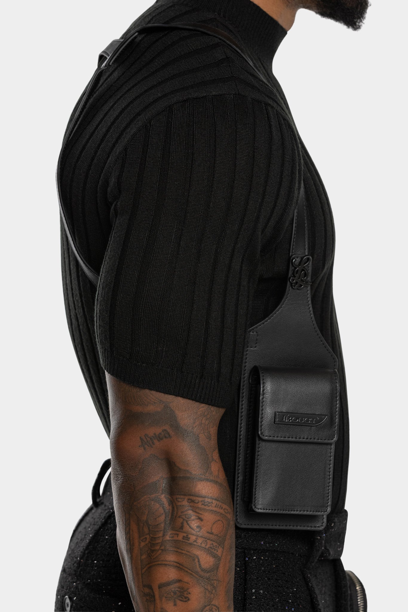 LARXON HALF VEST - BLACK LEATHER