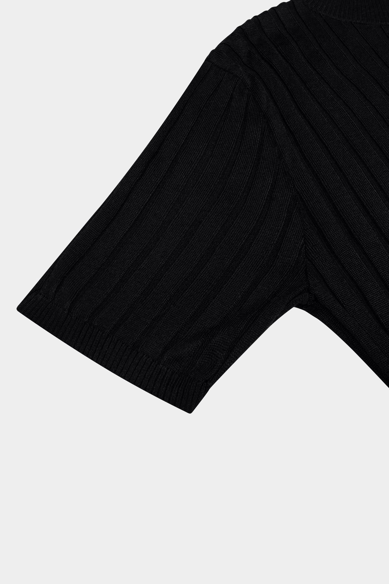 CORE RIBBED KNIT TEE - BLACK