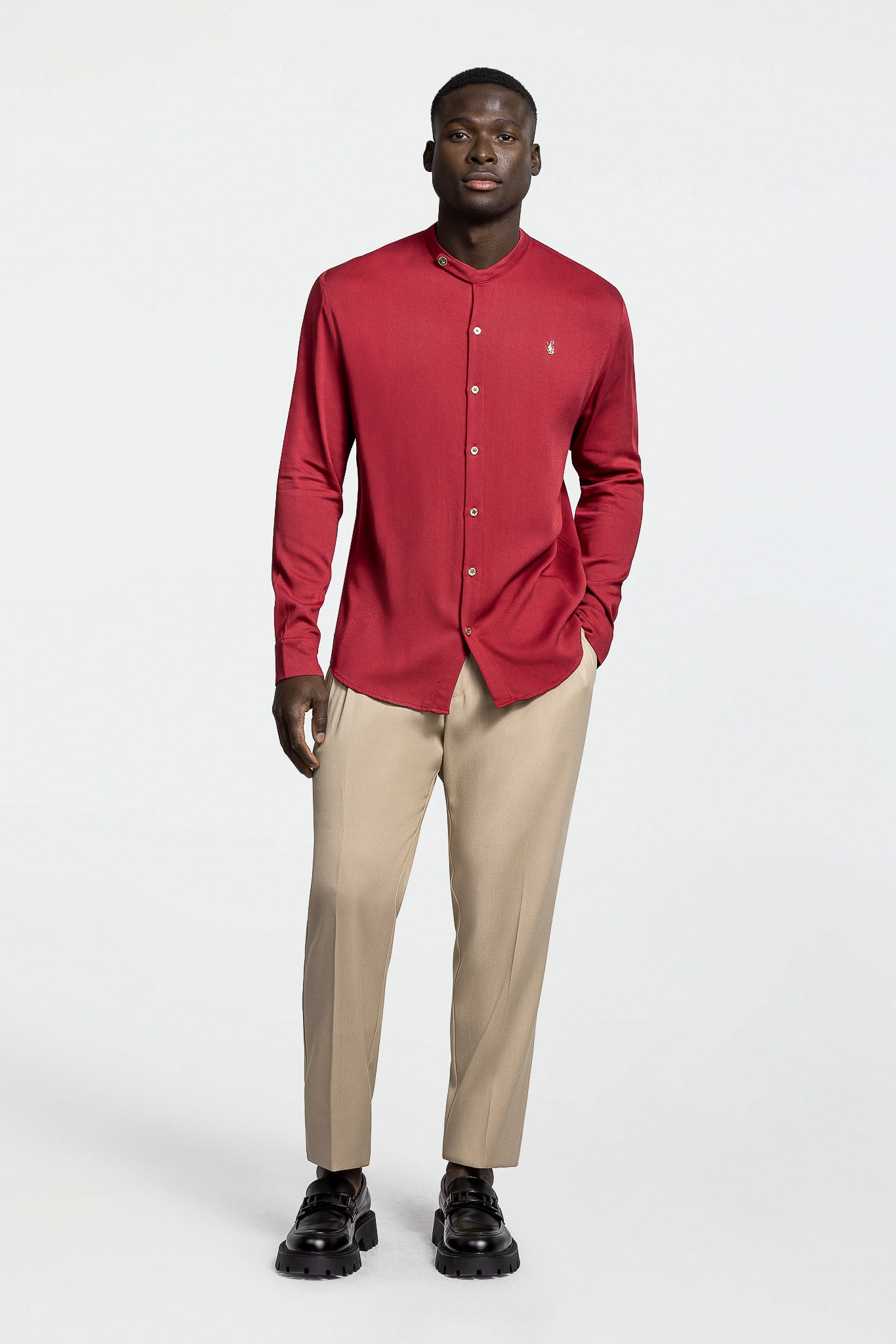 SIDE BUTTON GRANDAD COLLAR SHIRT – CARDINAL RED