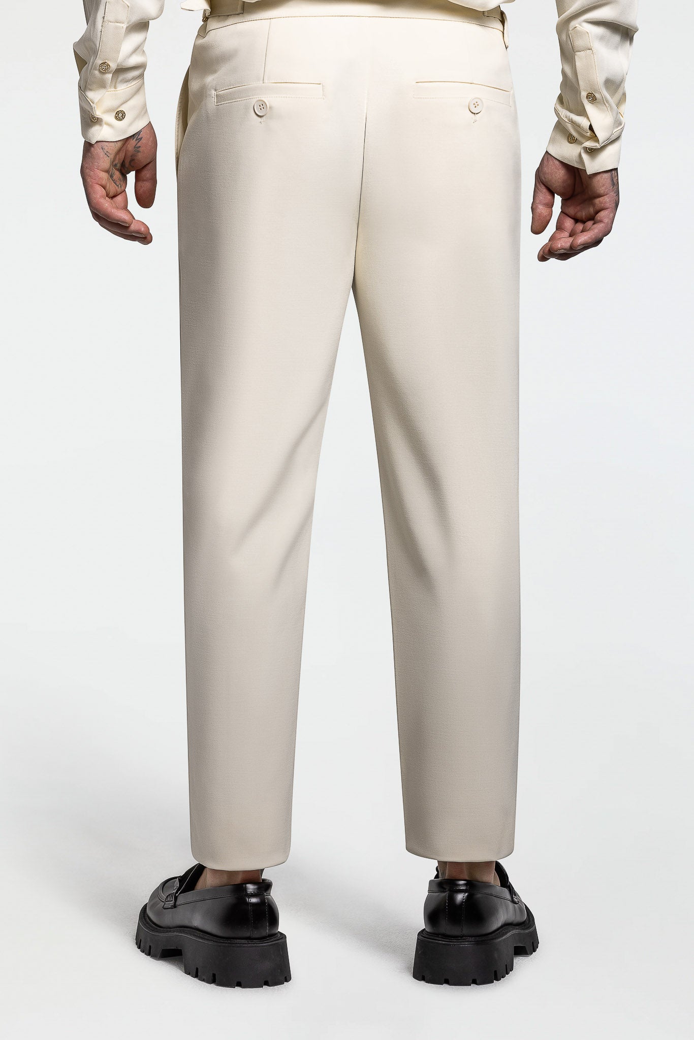PINTUCK PANTS – ECRU