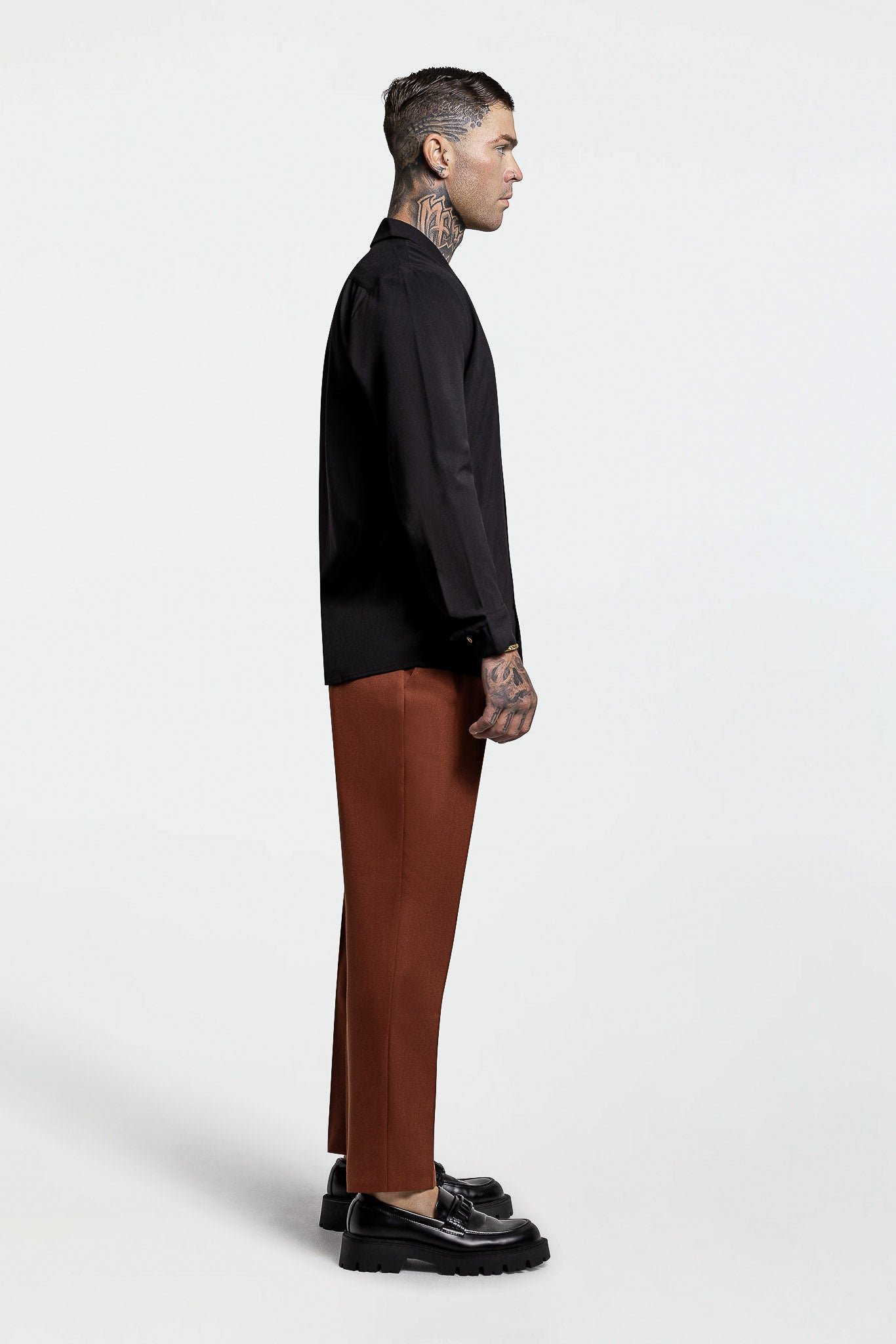 LONG SLEEVE REVERE COLLAR SHIRT – BLACK