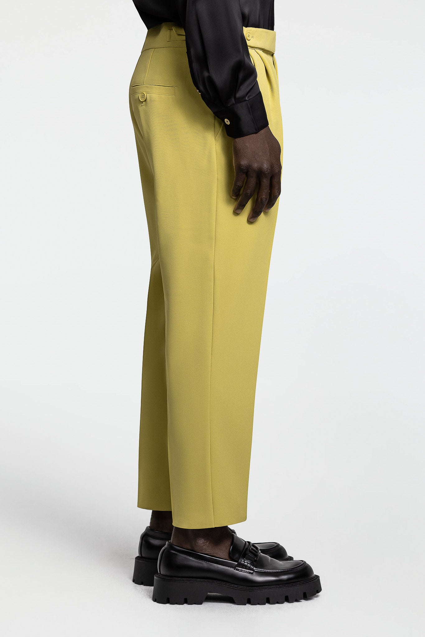 PLEATED PANTS – CHARTREUSE