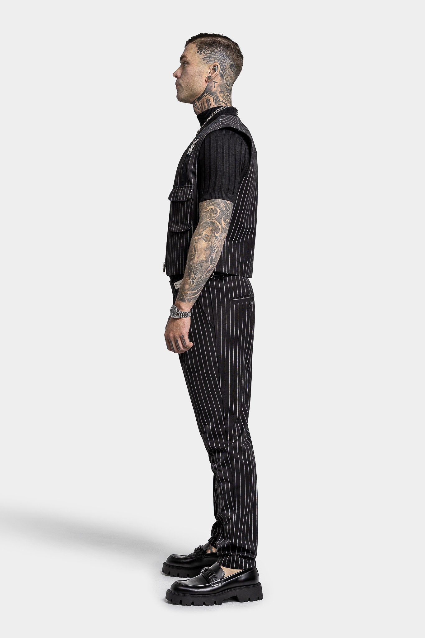 CROPPED VEST – BLACK PINSTRIPE