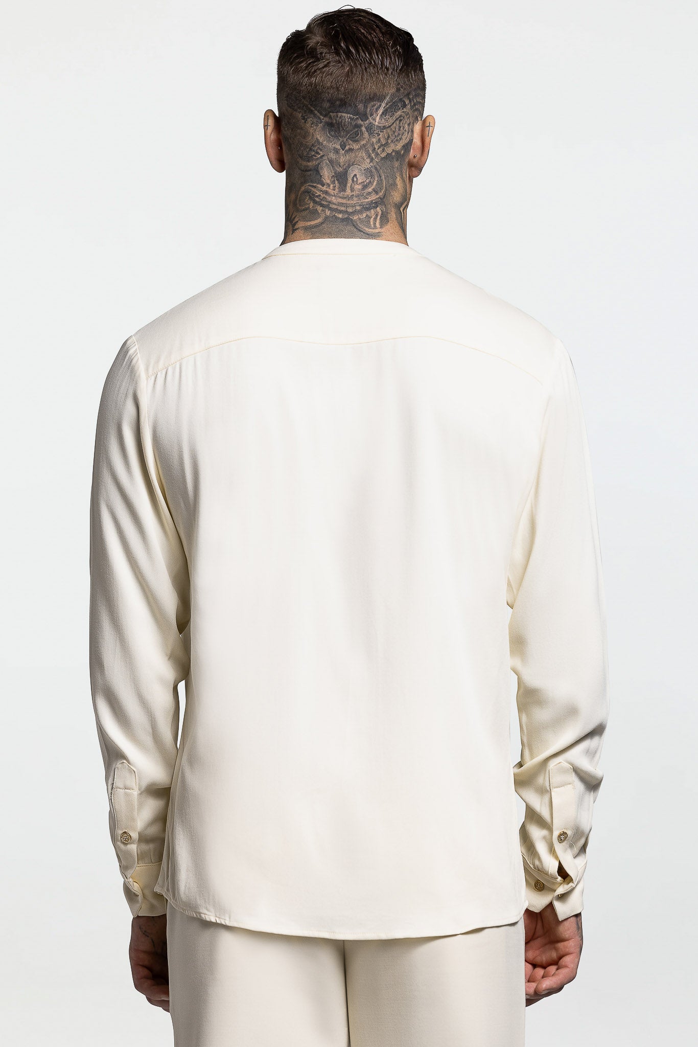 SIDE BUTTON GRANDAD COLLAR SHIRT – ECRU