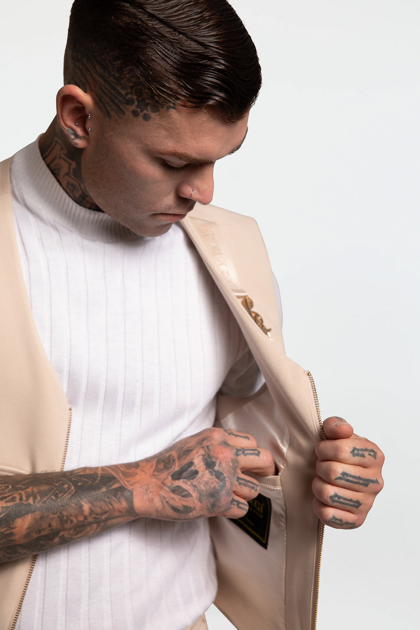 CROPPED VEST - CREAM