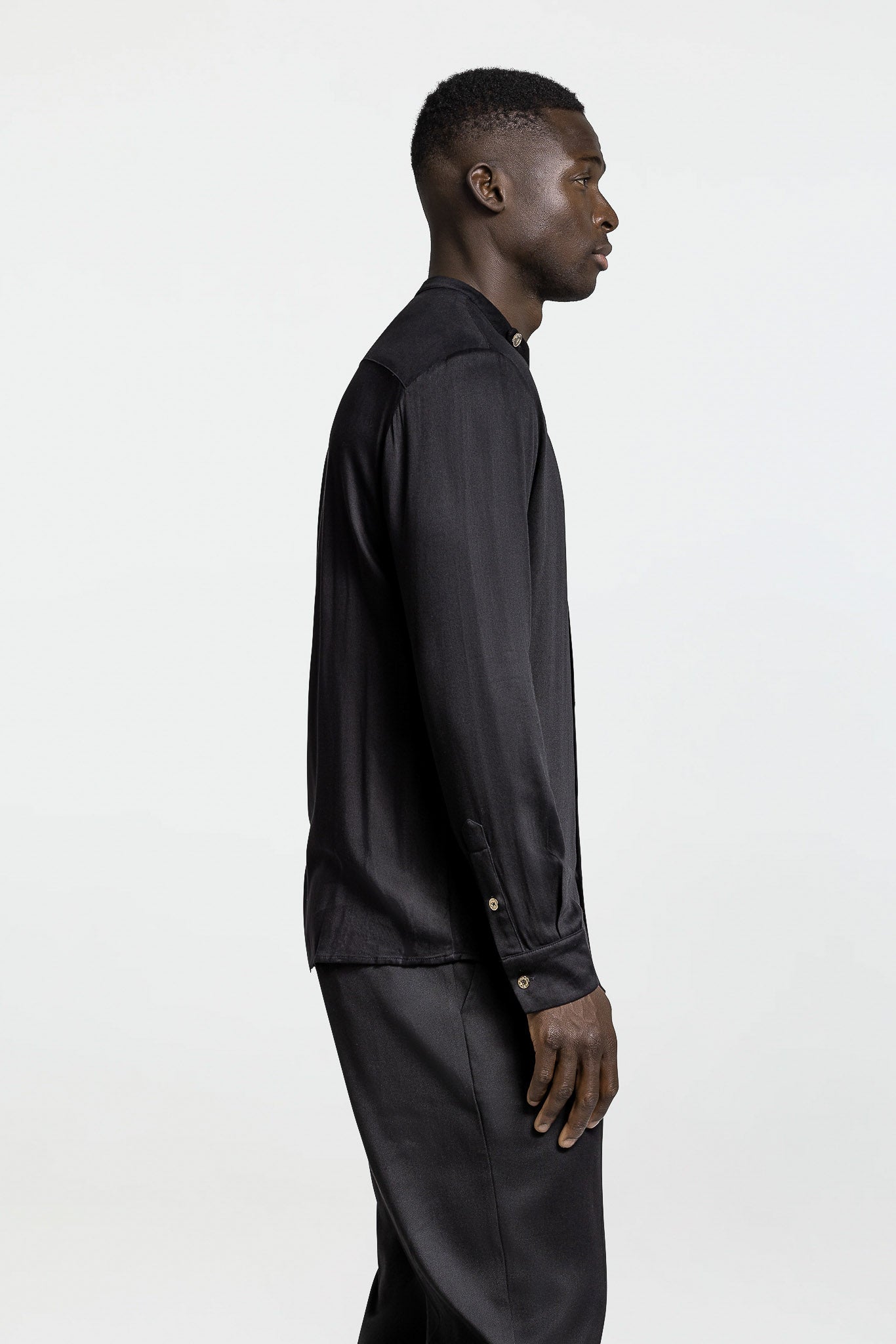SIDE BUTTON GRANDAD COLLAR SHIRT – BLACK
