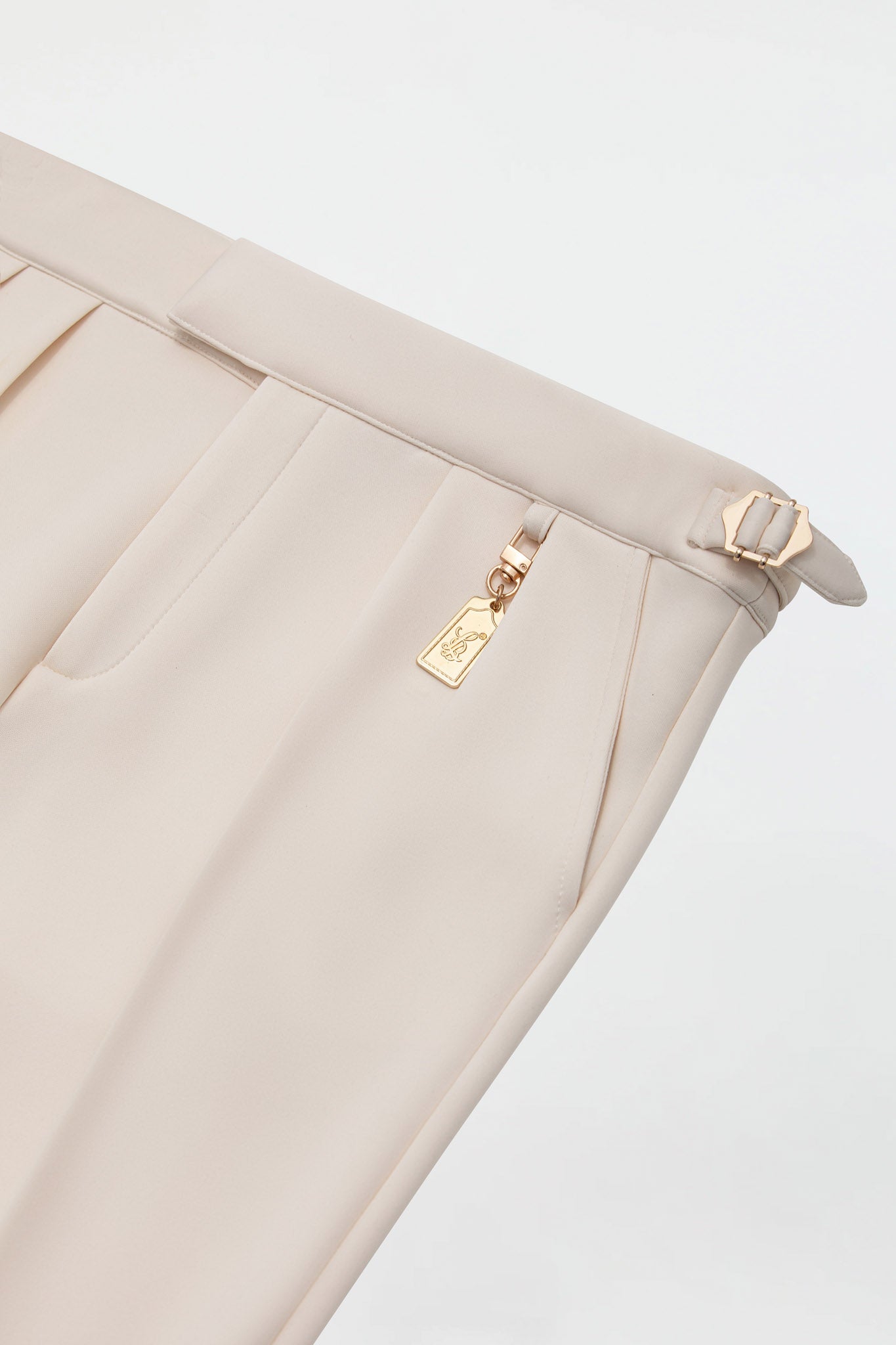 STRETCH COTTON PLEATED PANTS – IVORY
