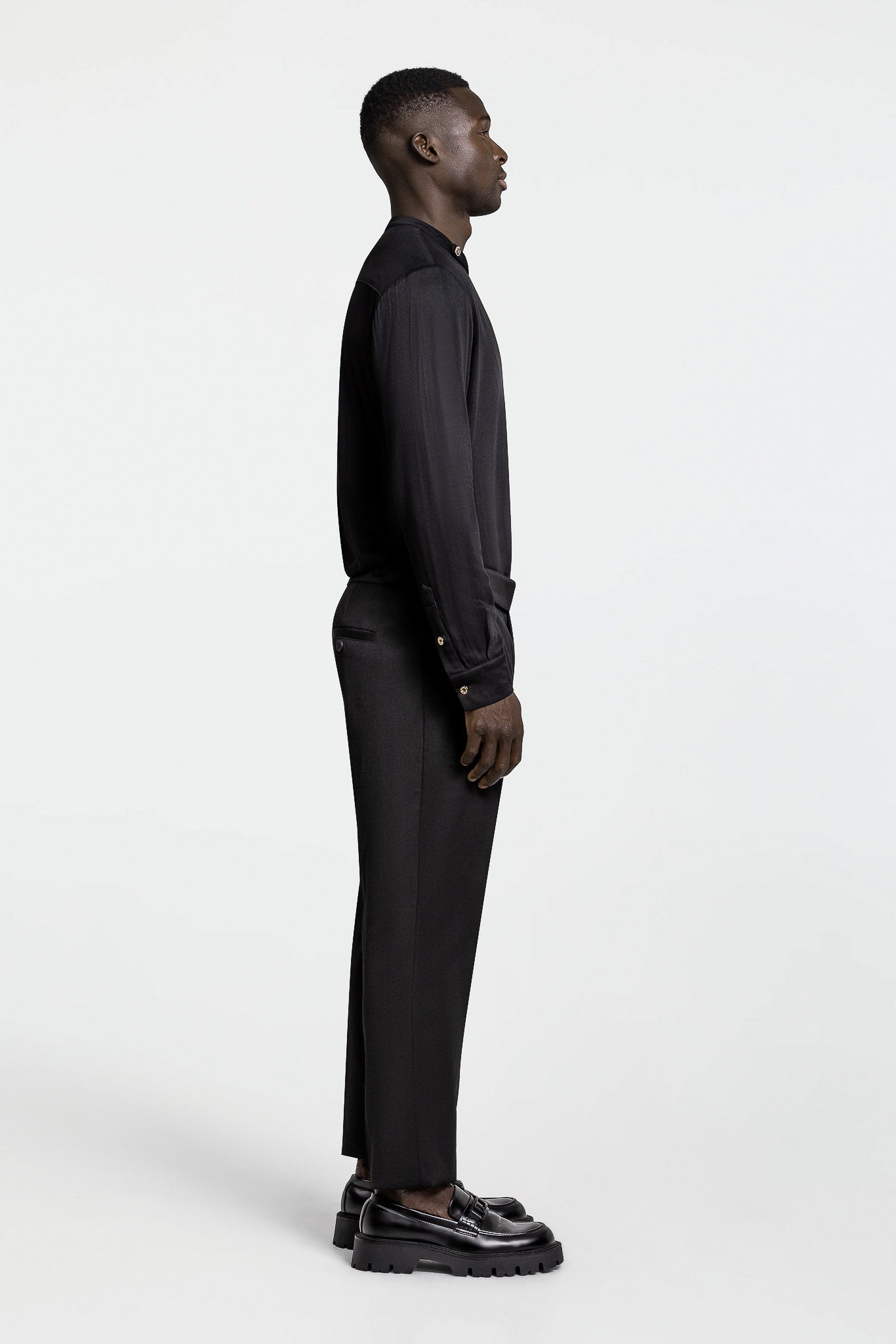 PLEATED PANTS – BLACK