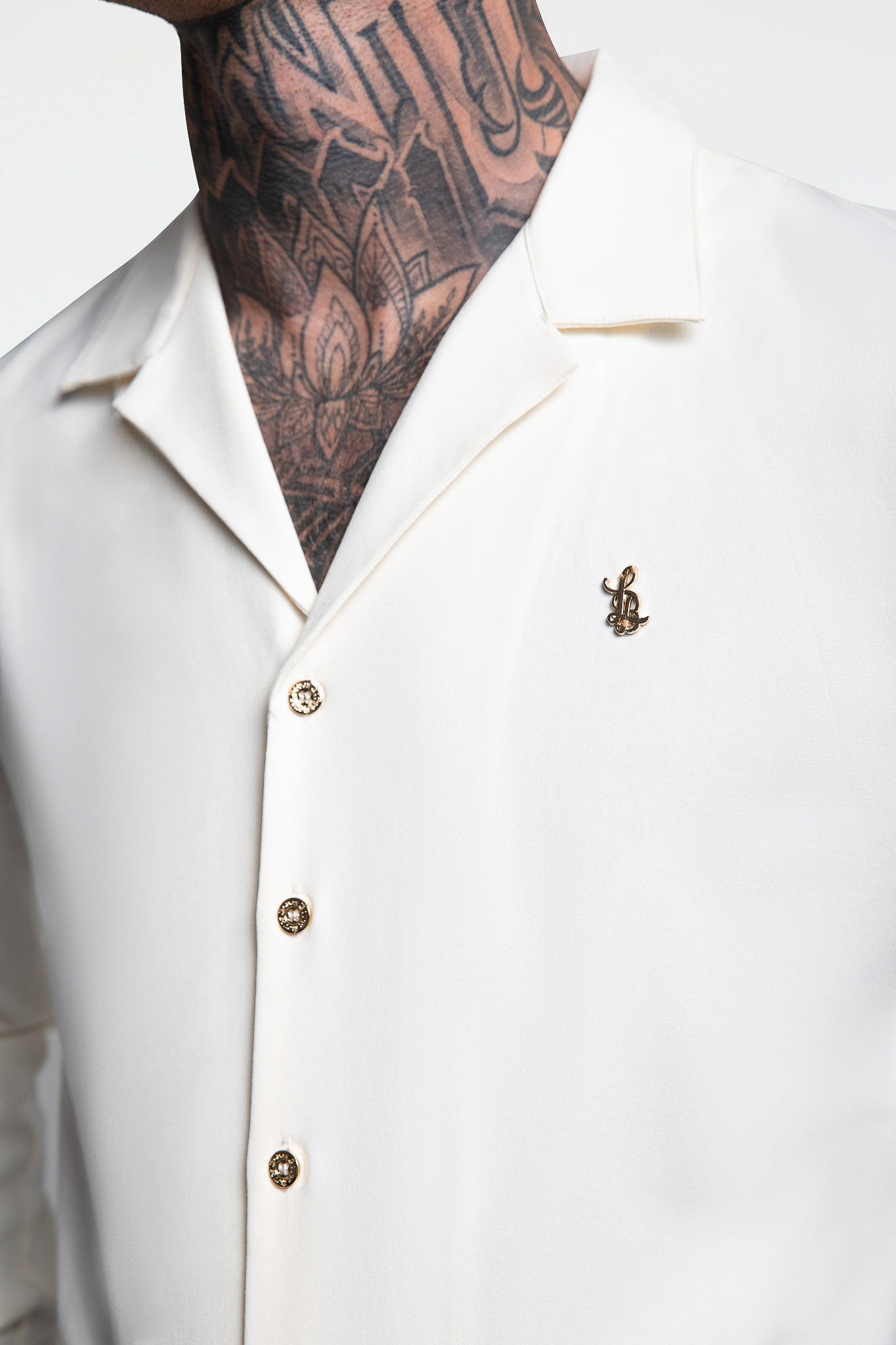 LONG SLEEVE REVERE COLLAR SHIRT – IVORY
